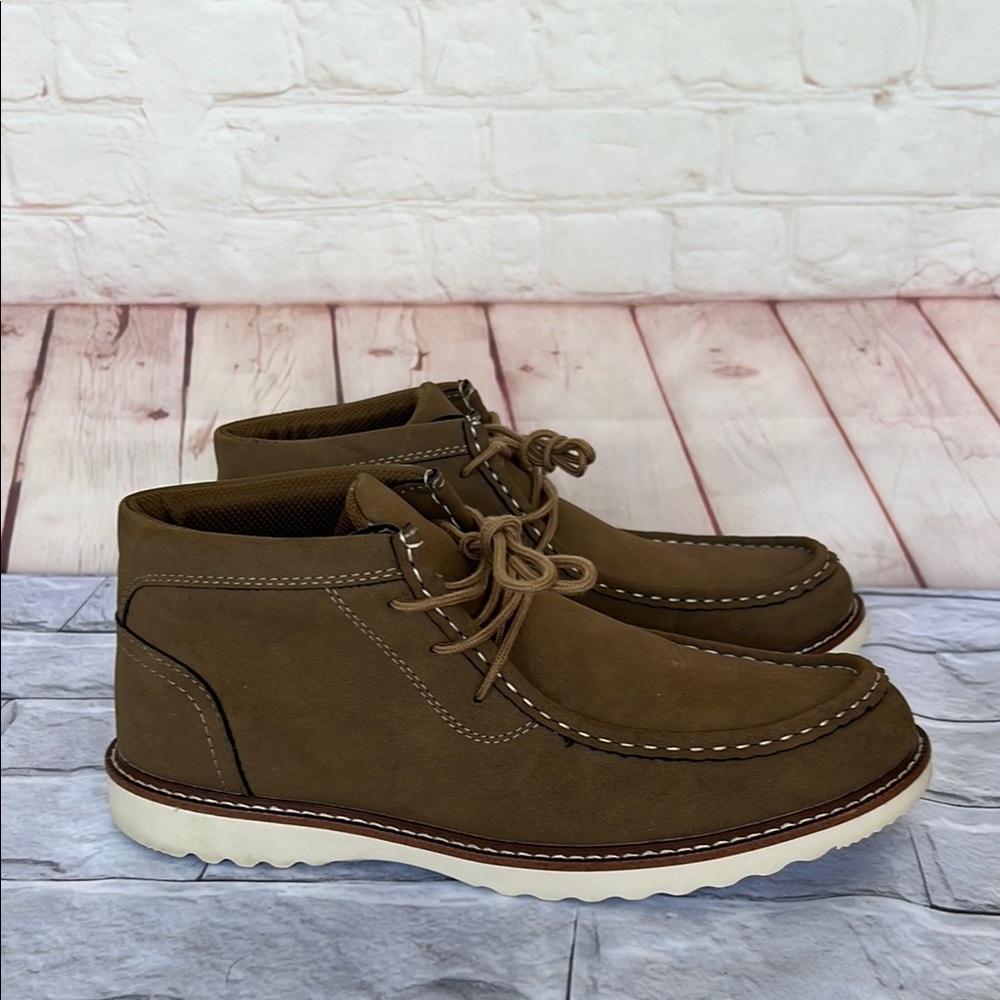 FALL CREEK Wallaby MEMORY FOAM chukka boots size 9